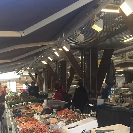 Neuf , A 2 Pas De La Et Du Port 프풀리귀앙